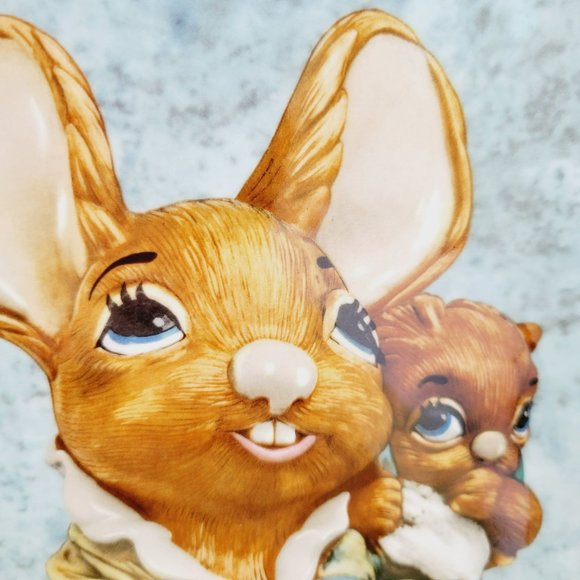 Elizabethan PenDelfin Bunny Mother and Baby Collectors Plate Jean Walmsley Heap - Picture 3 of 10